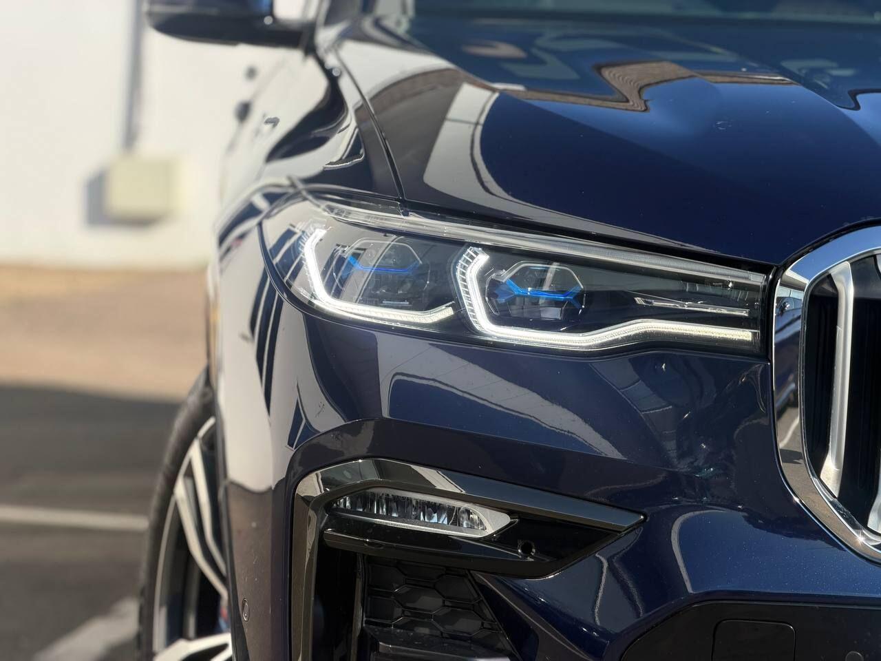 BMW X7 view 73