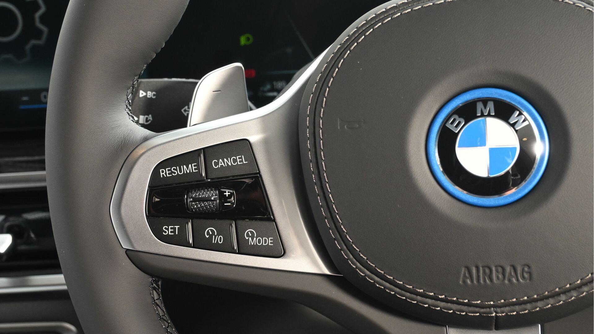 BMW X5 view 17