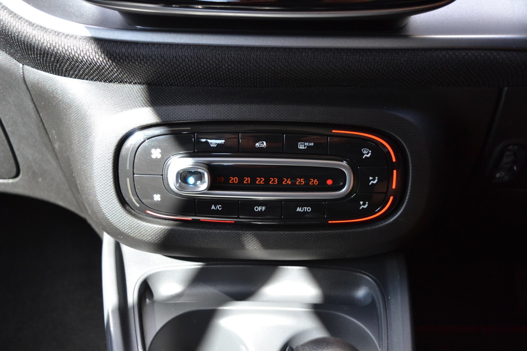 Smart Fortwo view 27