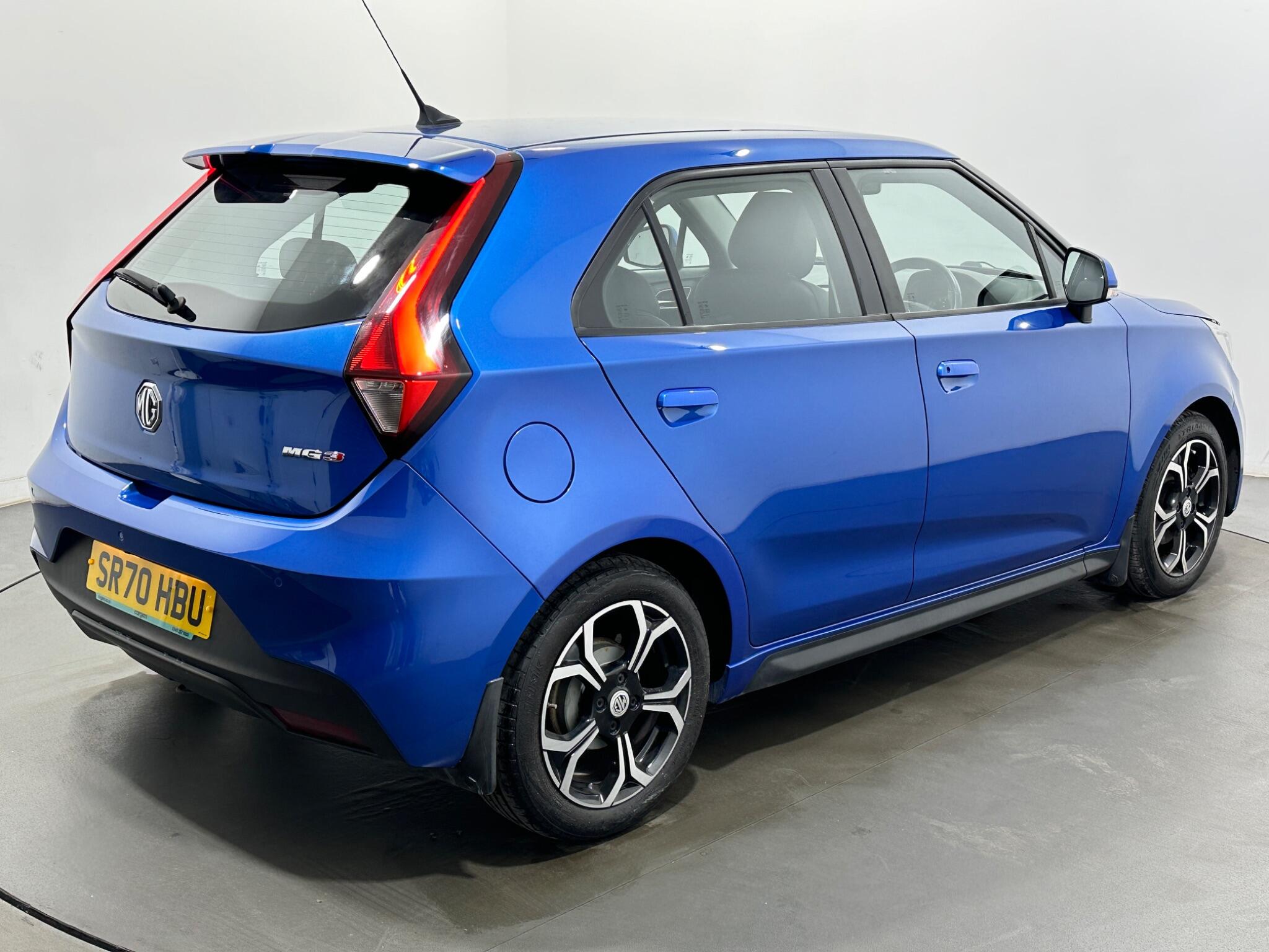 MG MG3 view 50