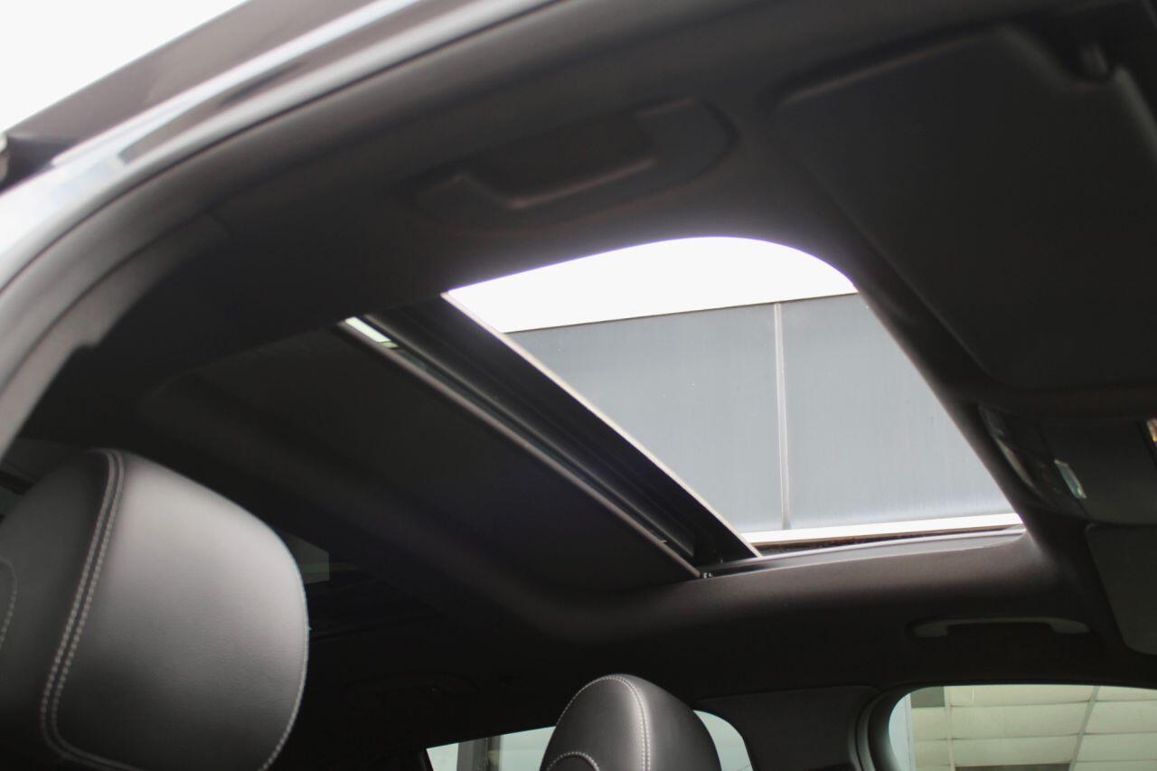 Mercedes-Benz GLC view 10