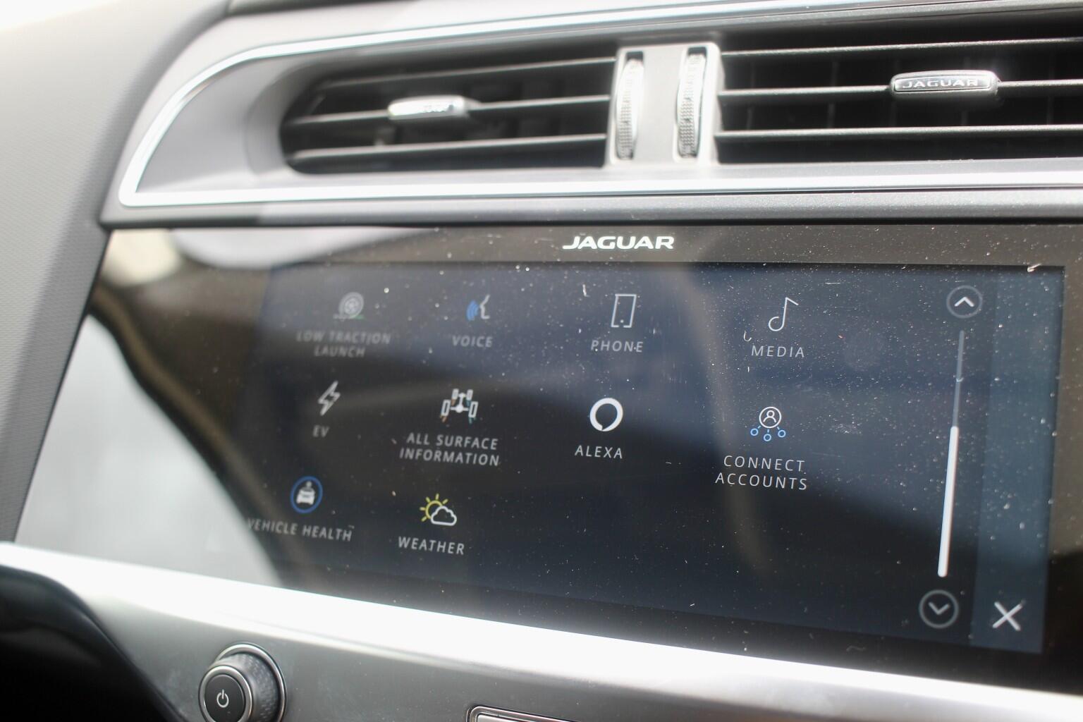 Jaguar I-Pace view 26
