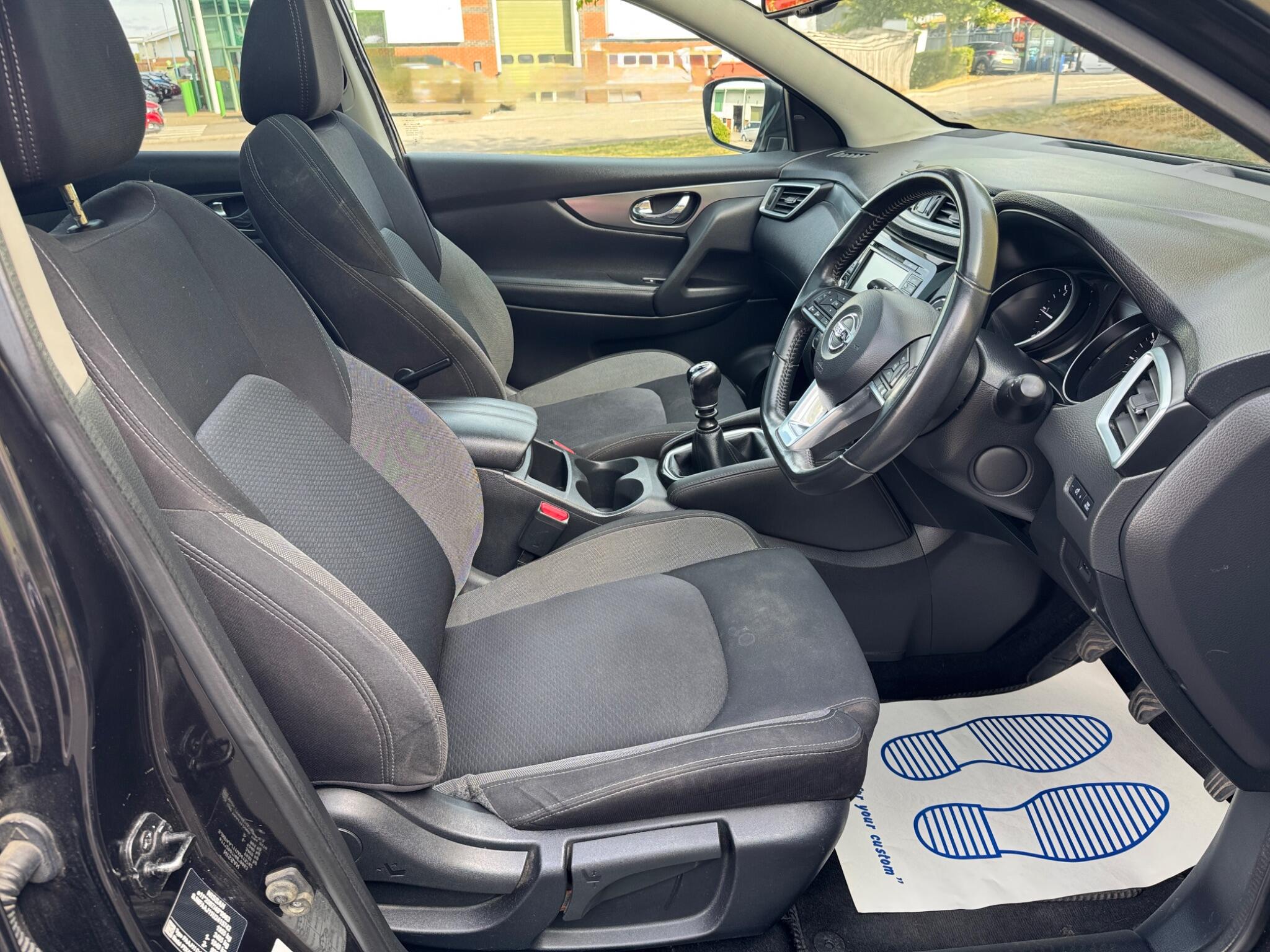Nissan Qashqai view 21