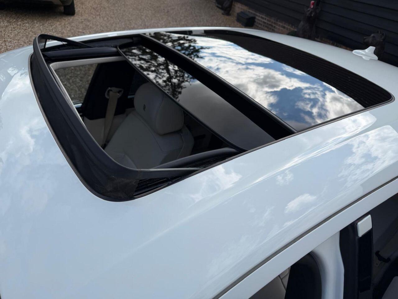 Rolls-Royce Ghost view 27