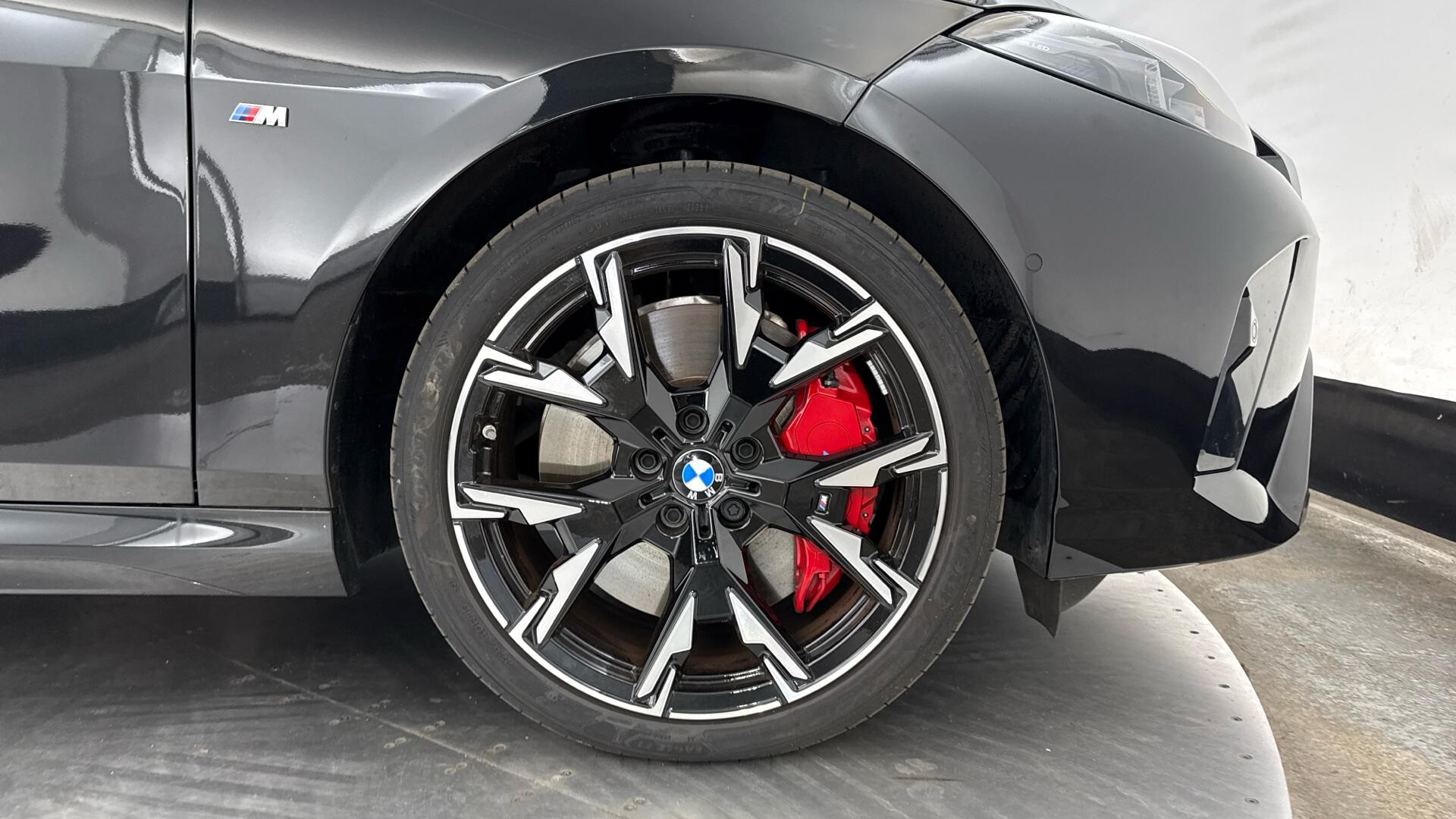 BMW 2 Series view 14