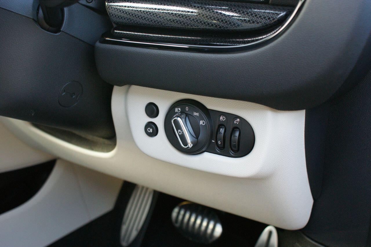 Mini Clubman view 51
