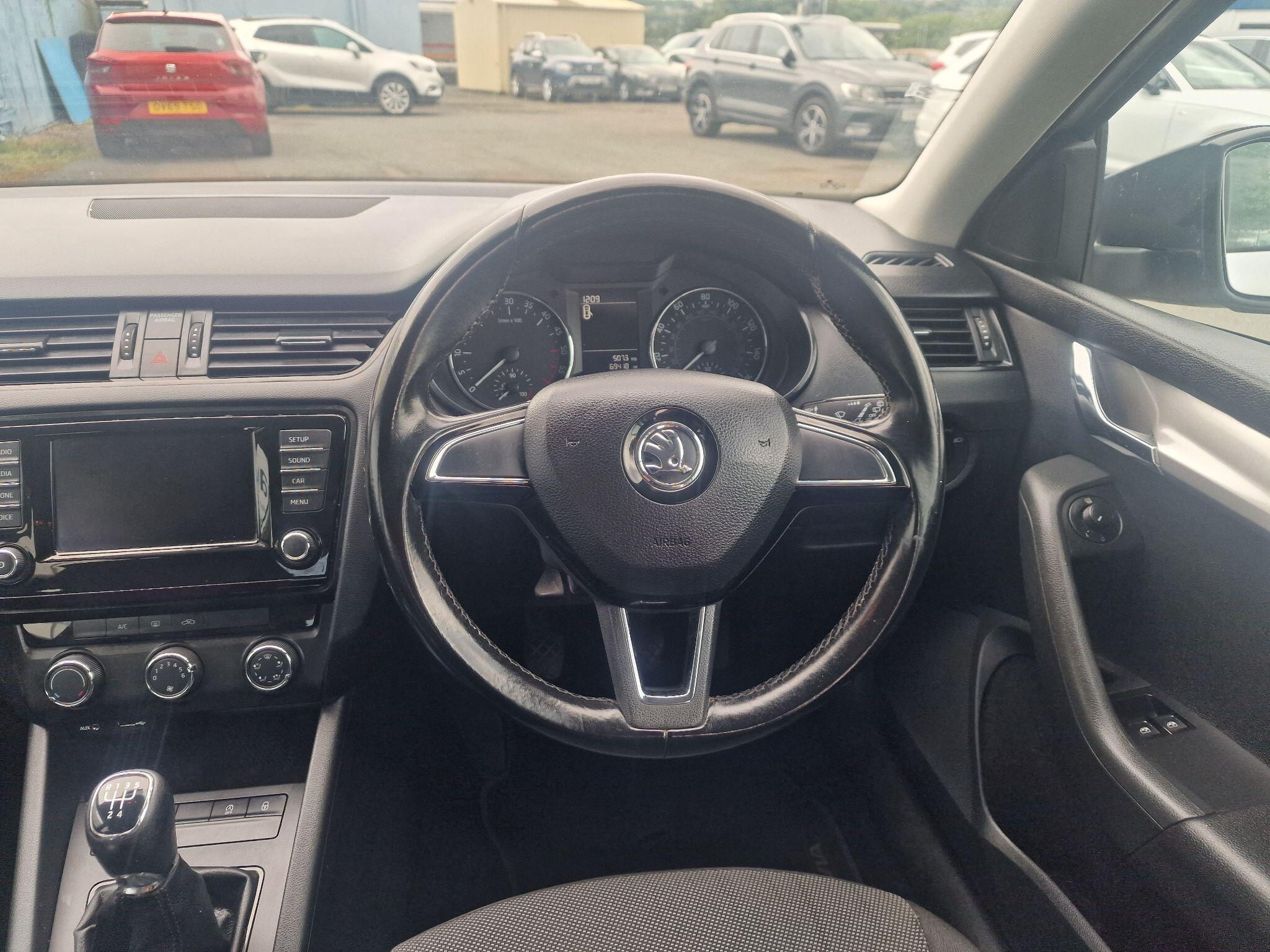 Skoda Octavia view 59