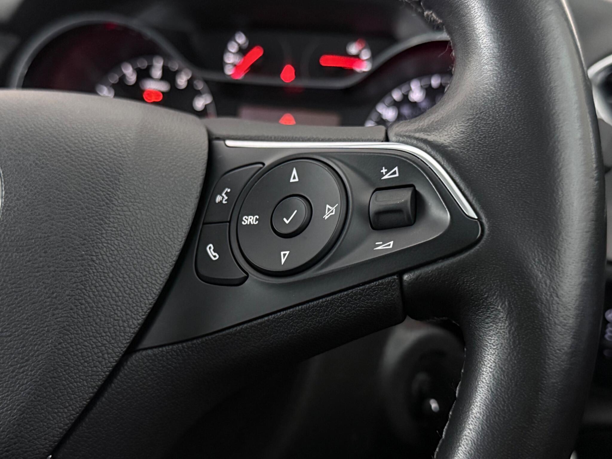Vauxhall Grandland X view 14