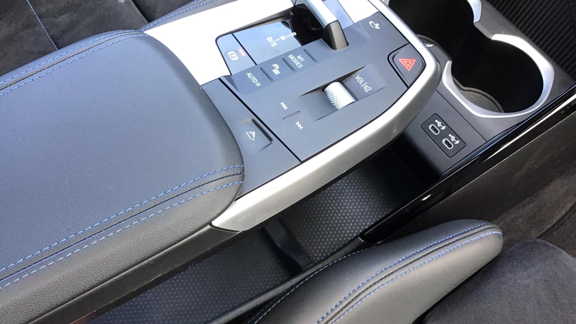BMW X1 view 19