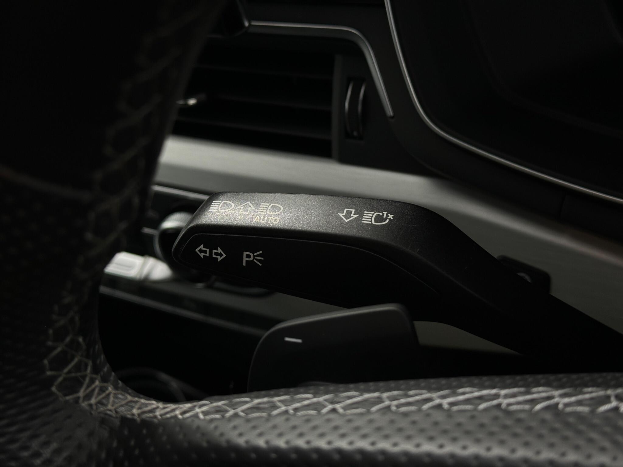 Audi A4 view 14