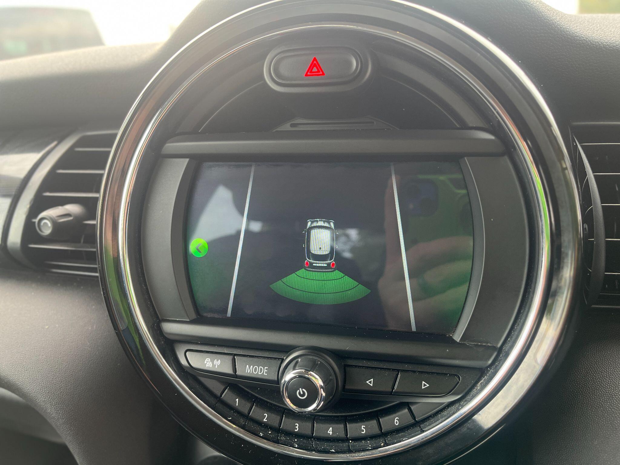 Mini Hatch view 35