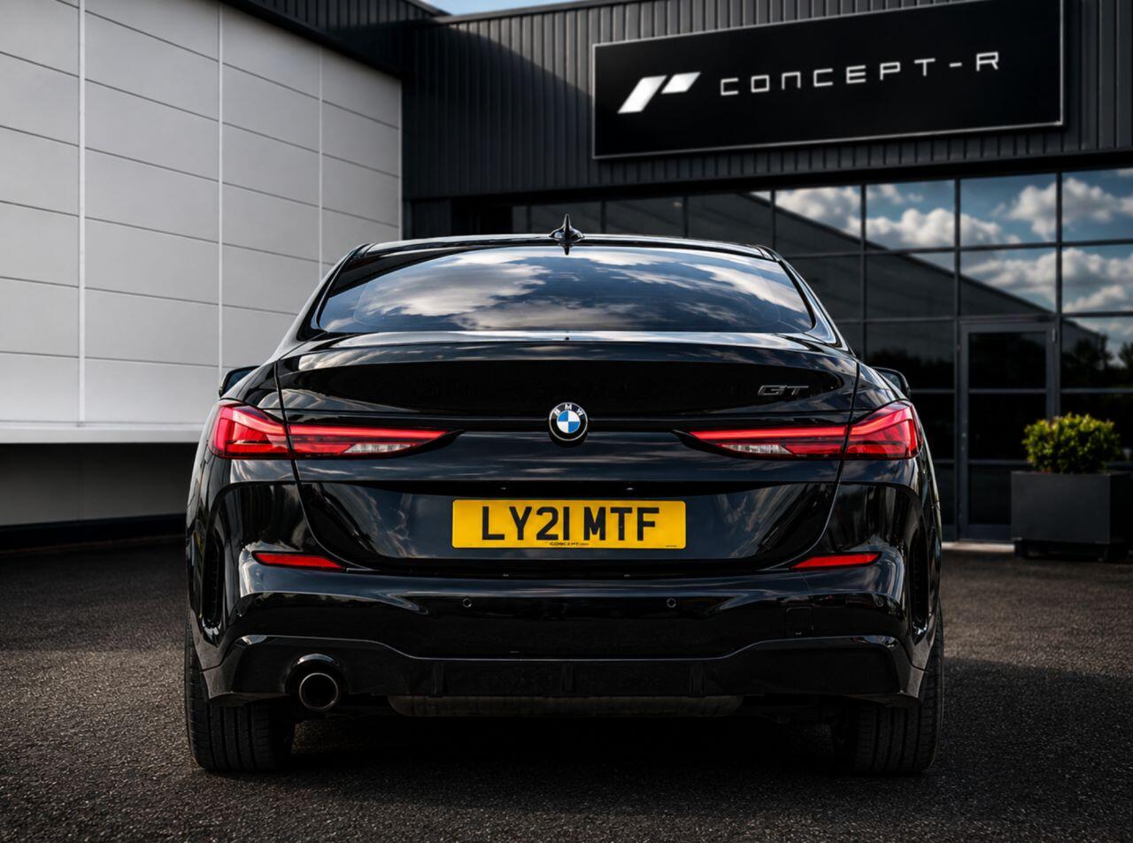 BMW 2 Series view 5