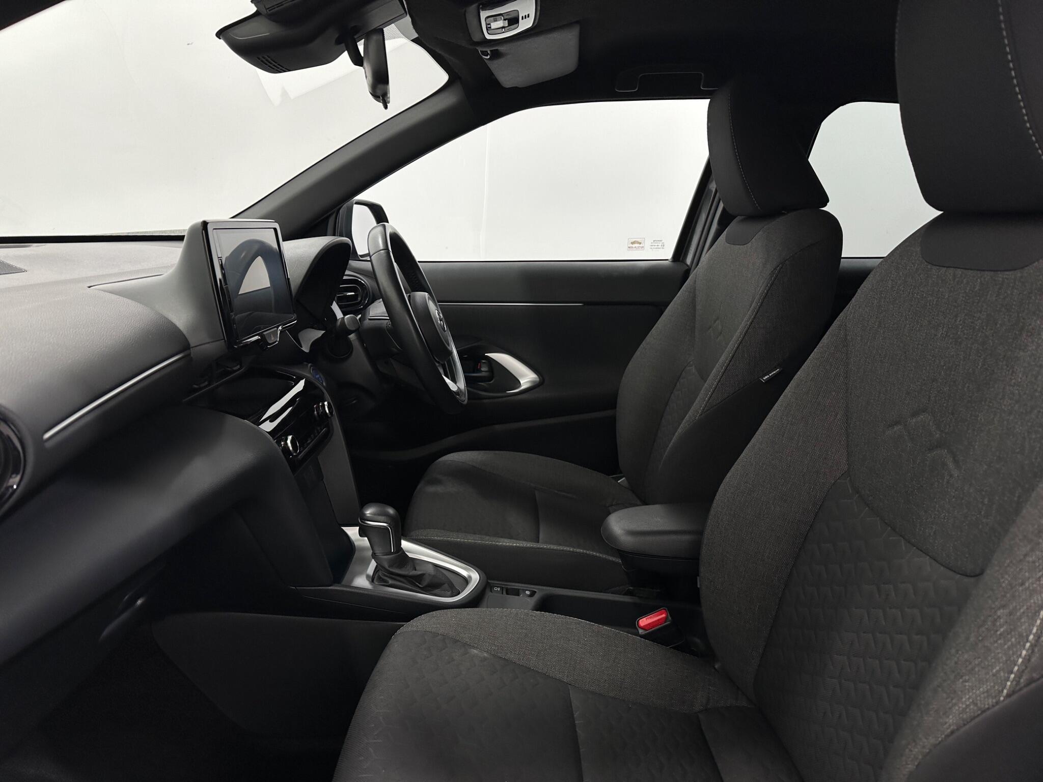 Toyota Yaris Cross view 33