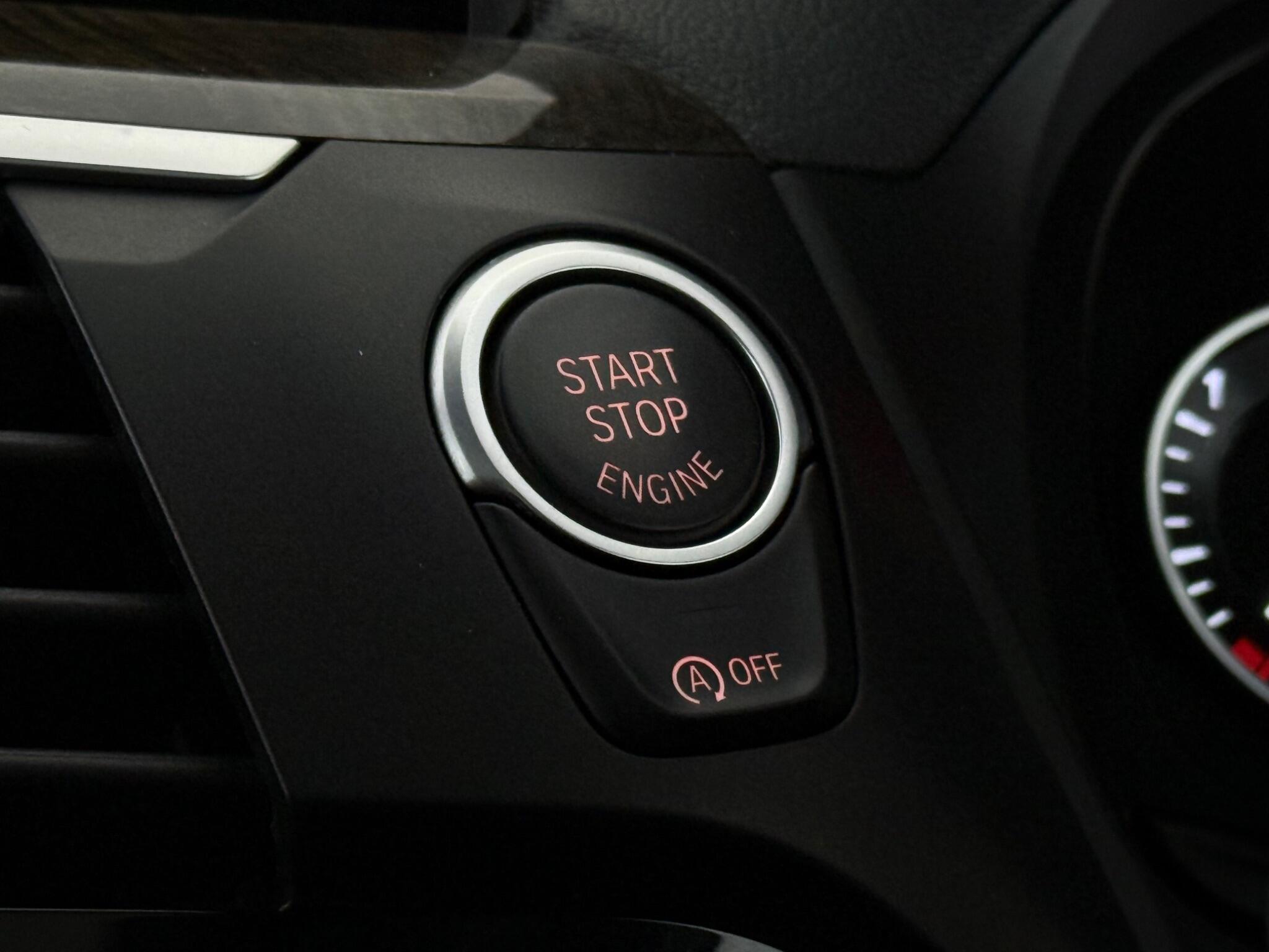 BMW X3 view 18