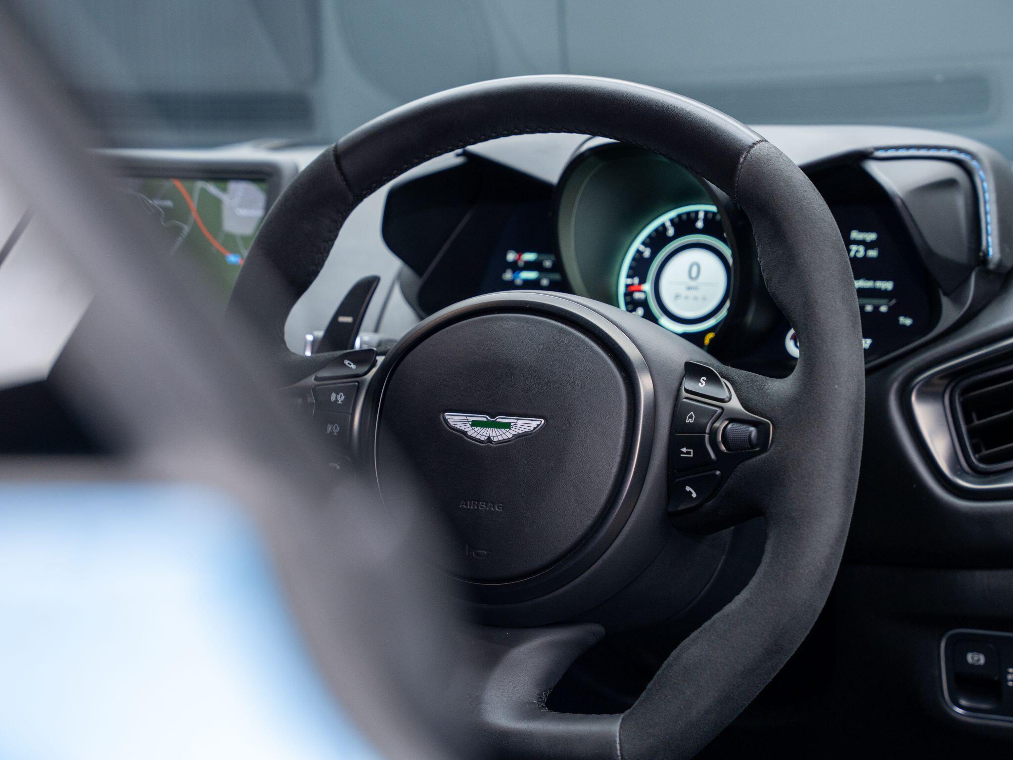 Aston Martin Vantage view 36