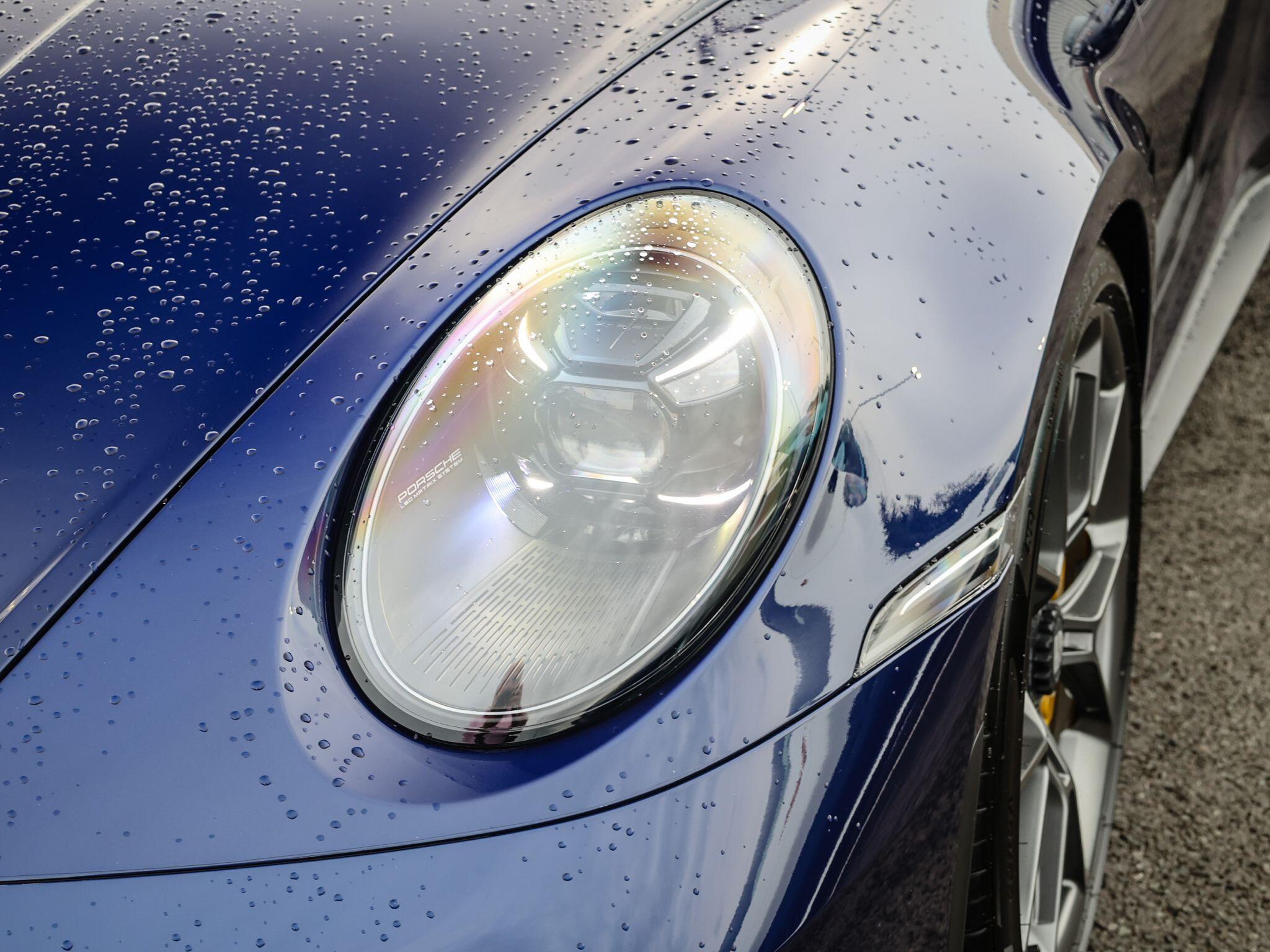 Porsche 911 view 59