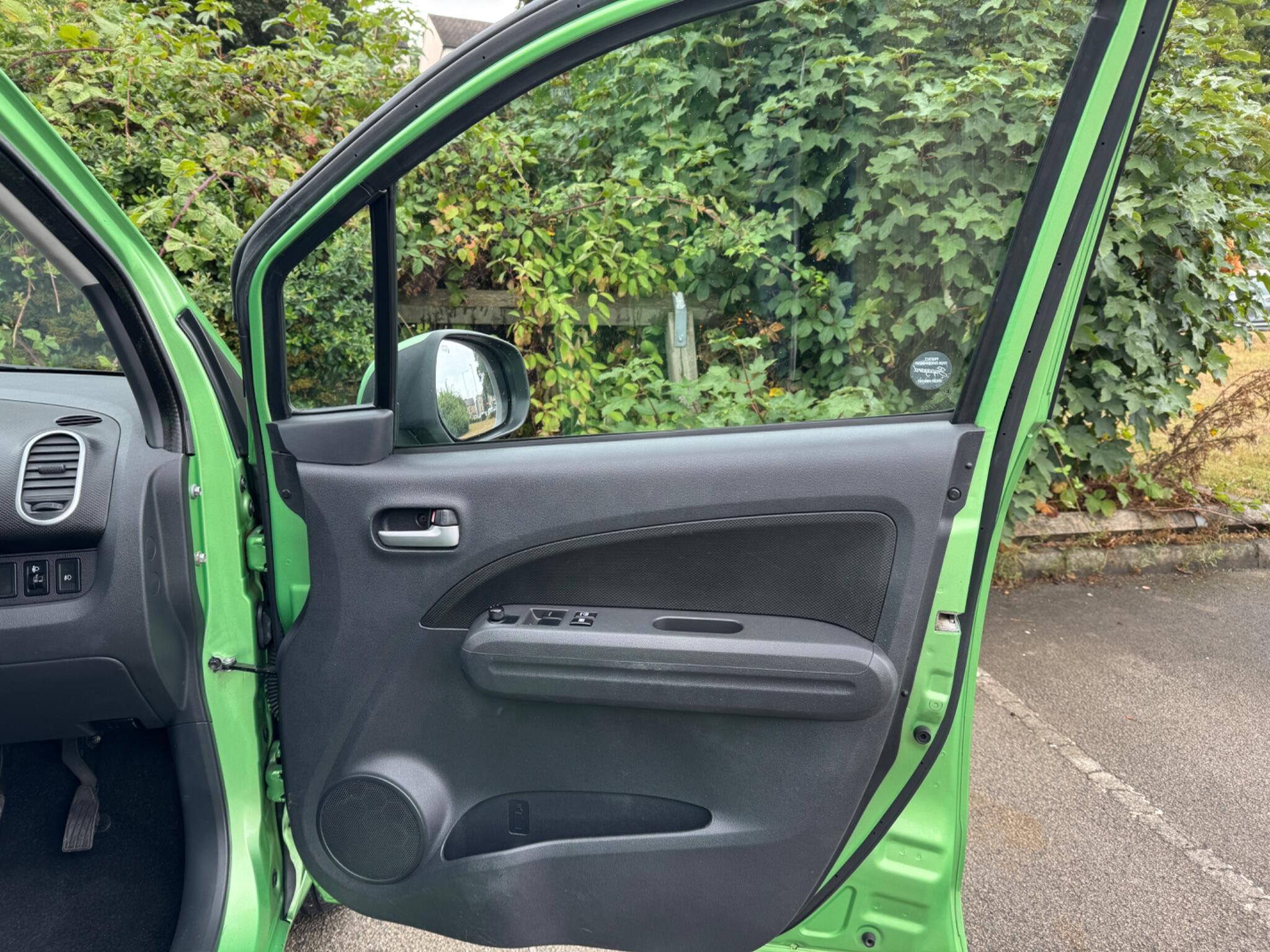 Vauxhall Agila view 36