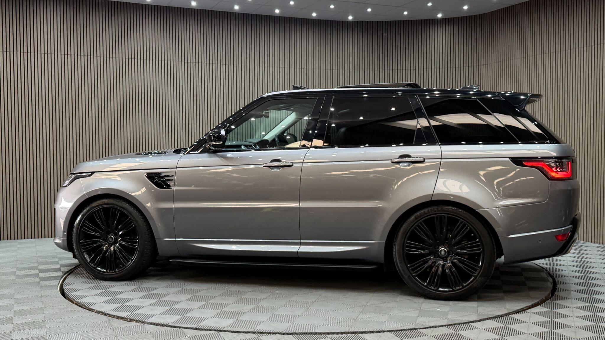 Land Rover Range Rover Sport view 45