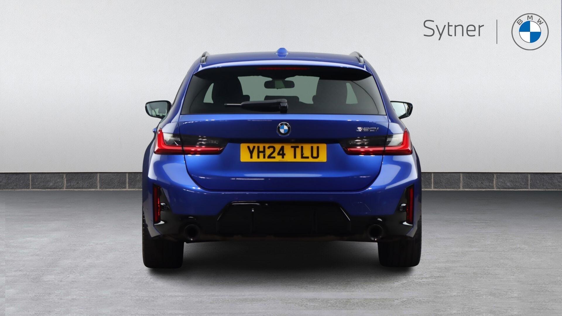 BMW 3 Series view 15