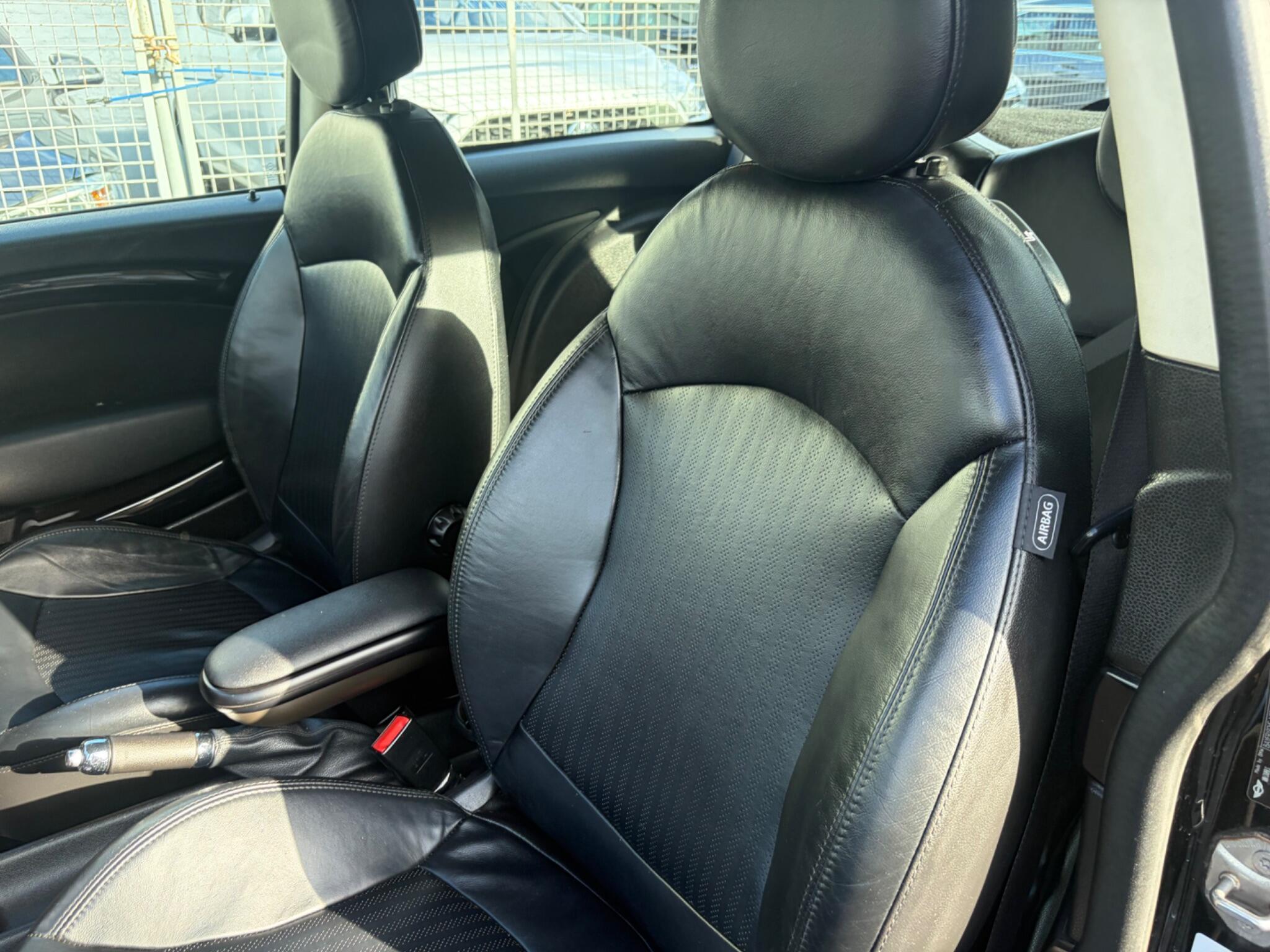 Mini Hatch view 69