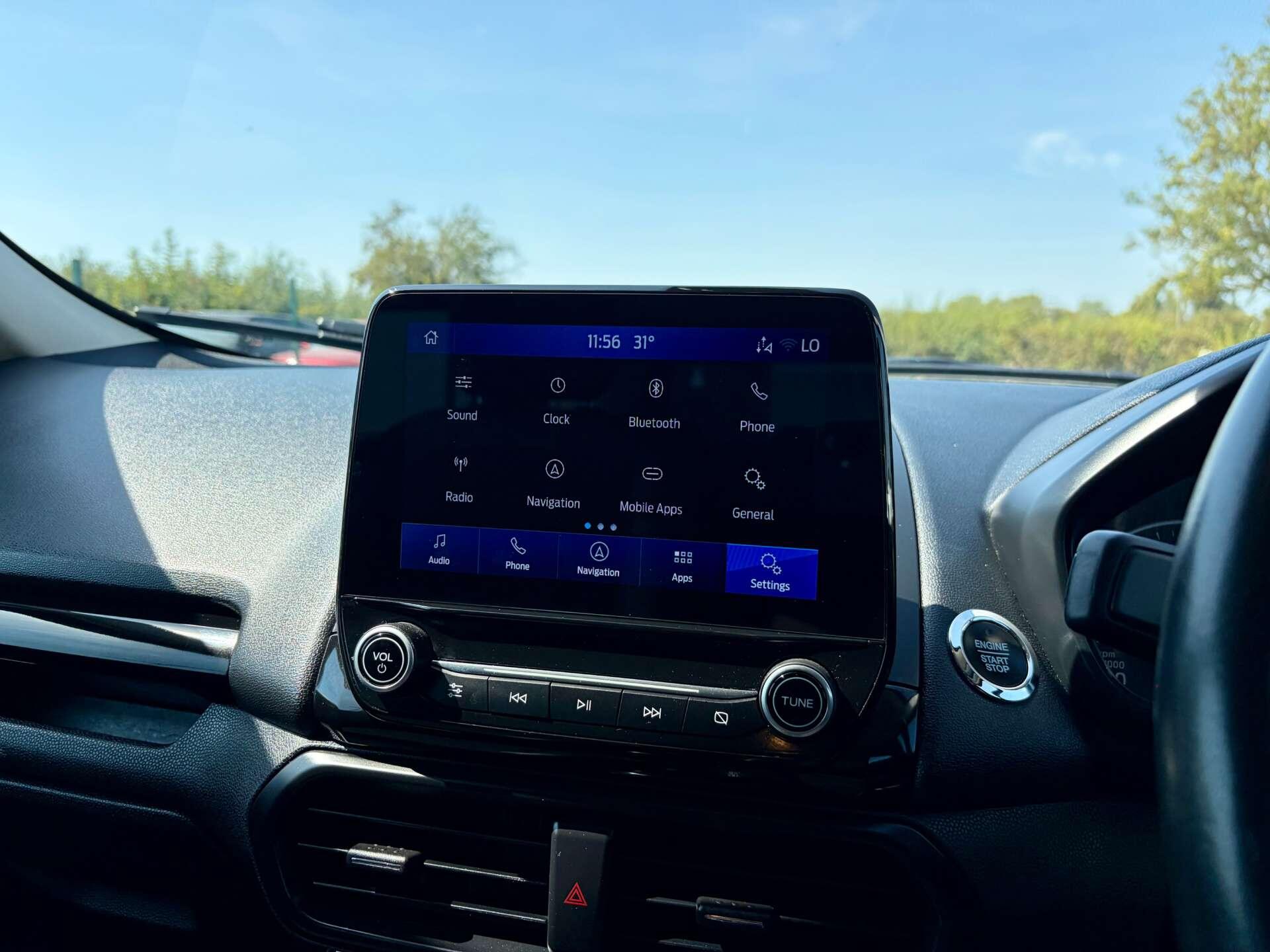 Ford Ecosport view 50