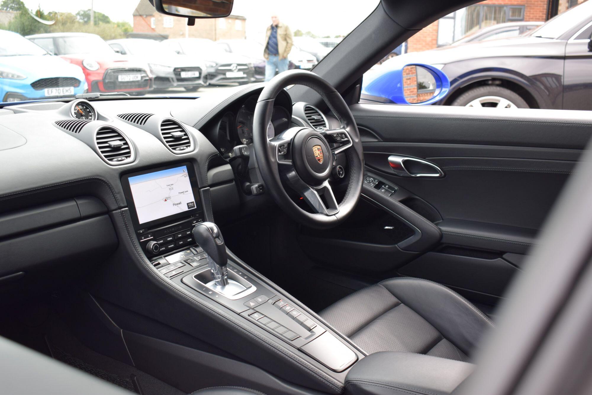 Porsche Cayman view 25