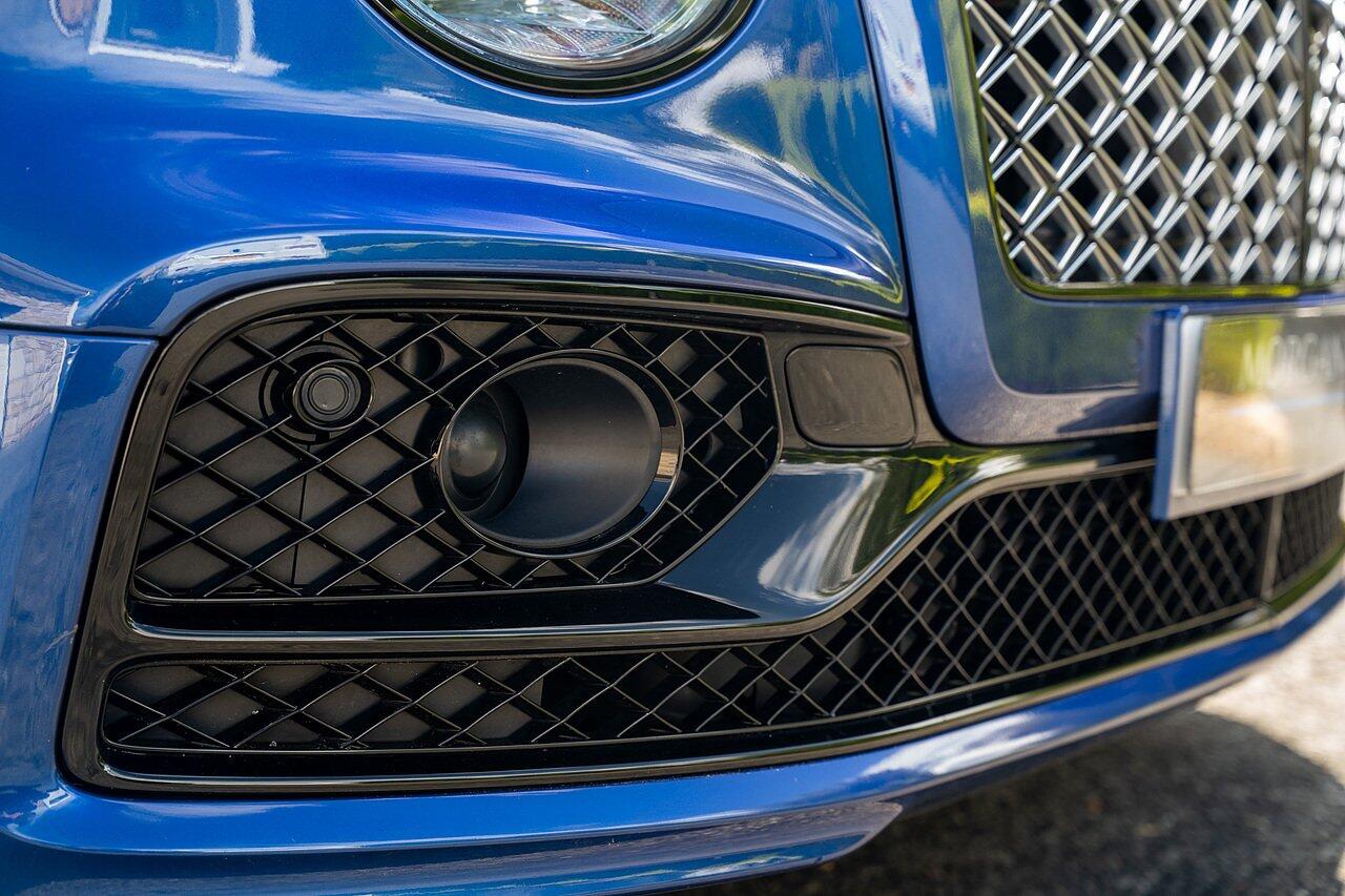 Bentley Flying Spur view 29