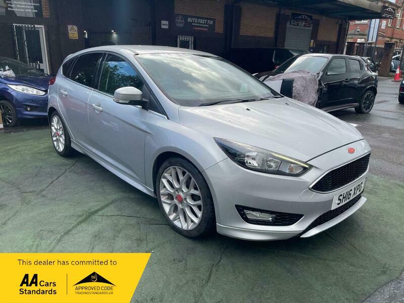 2016 Ford Focus image 5