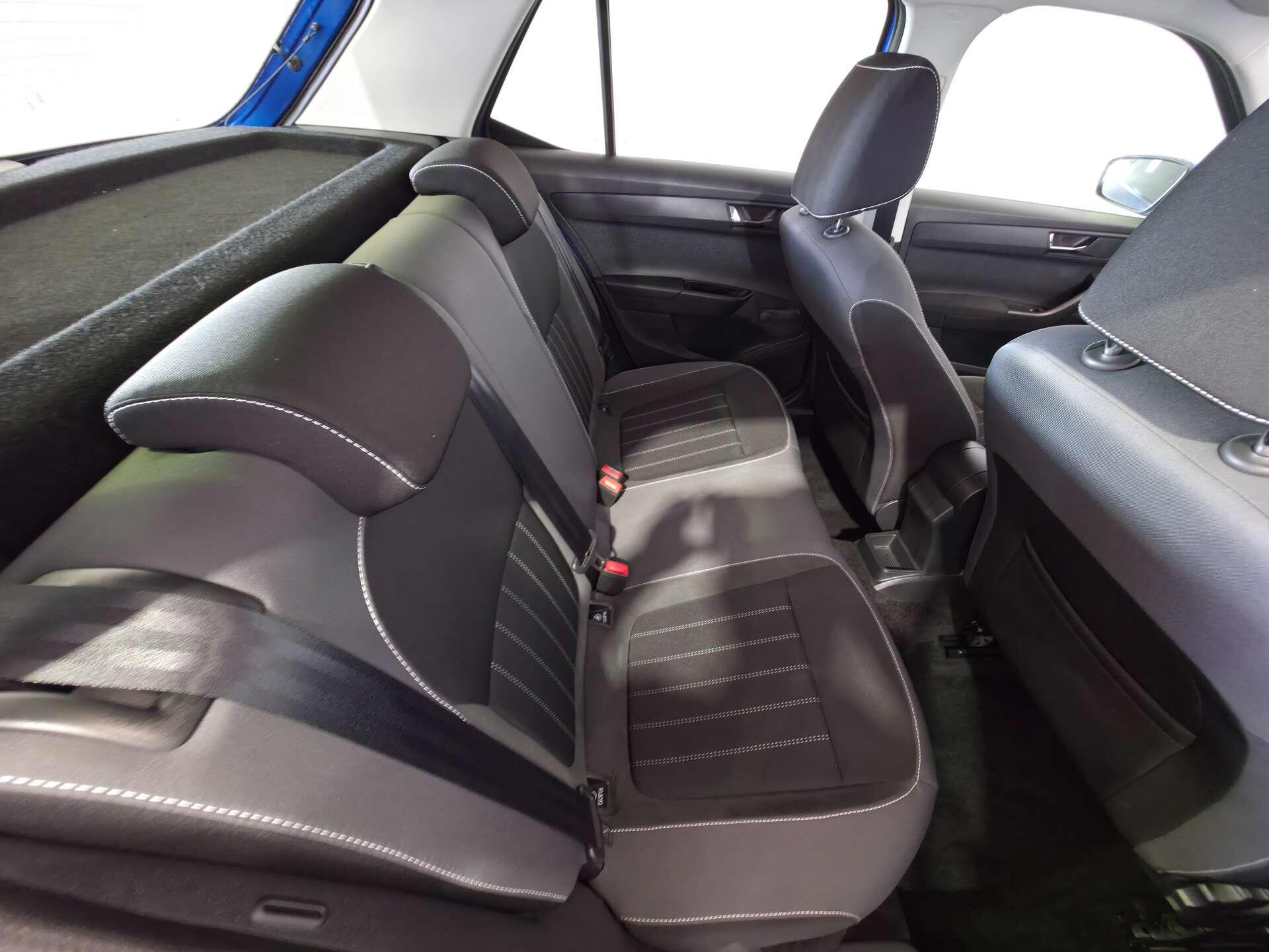 Skoda Fabia view 40
