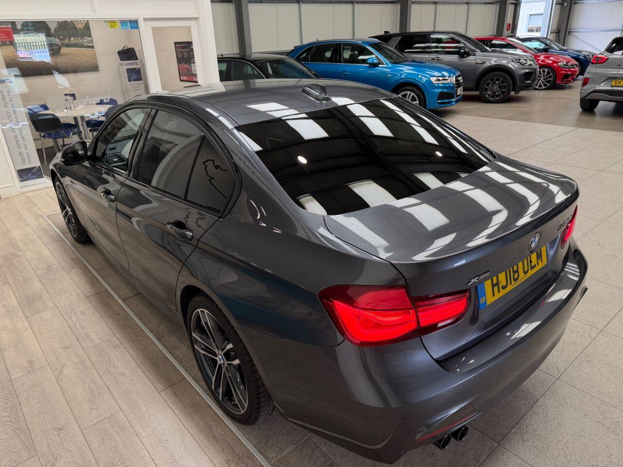 BMW 3 Series view 17