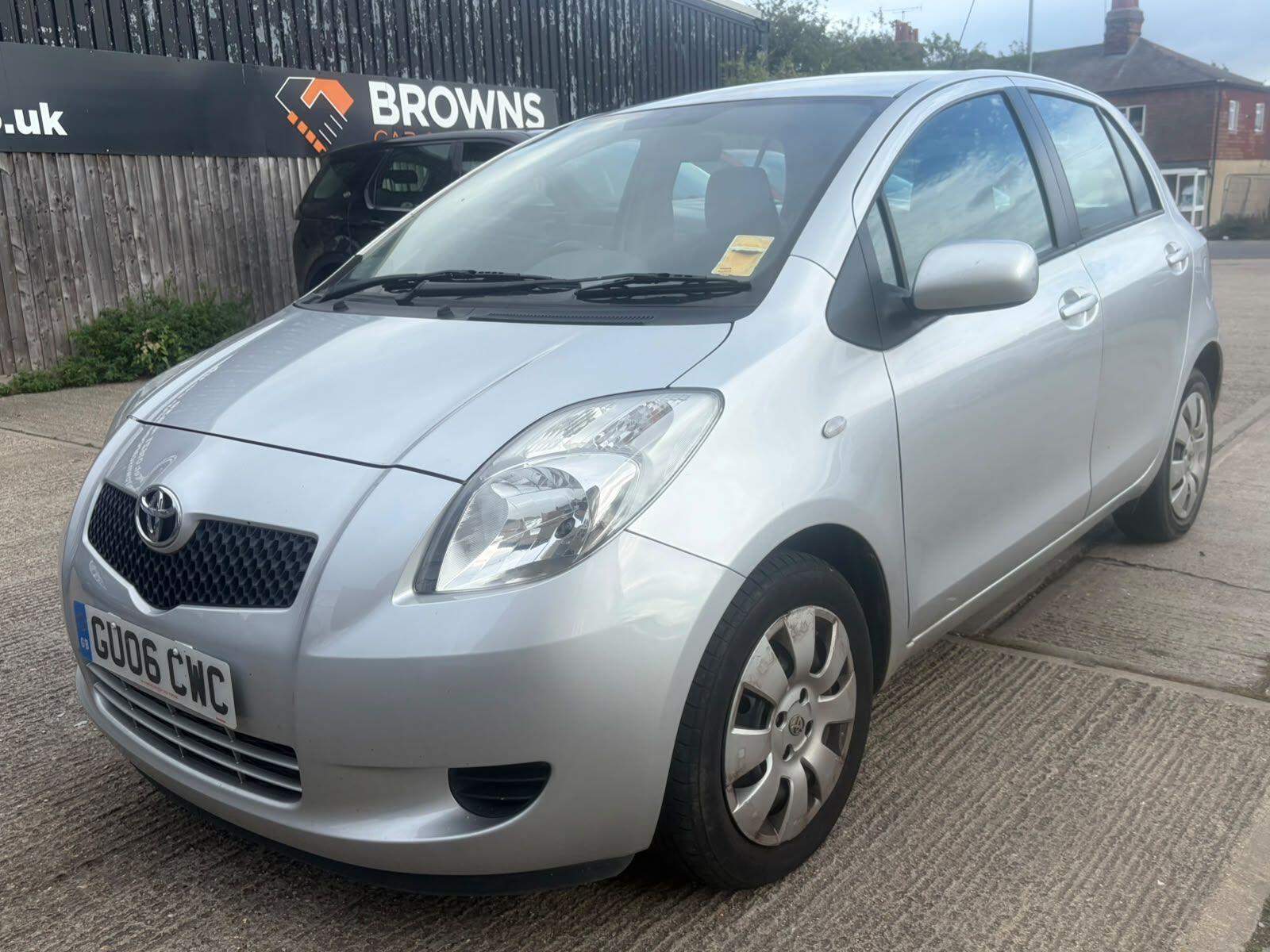 Toyota Yaris view 7