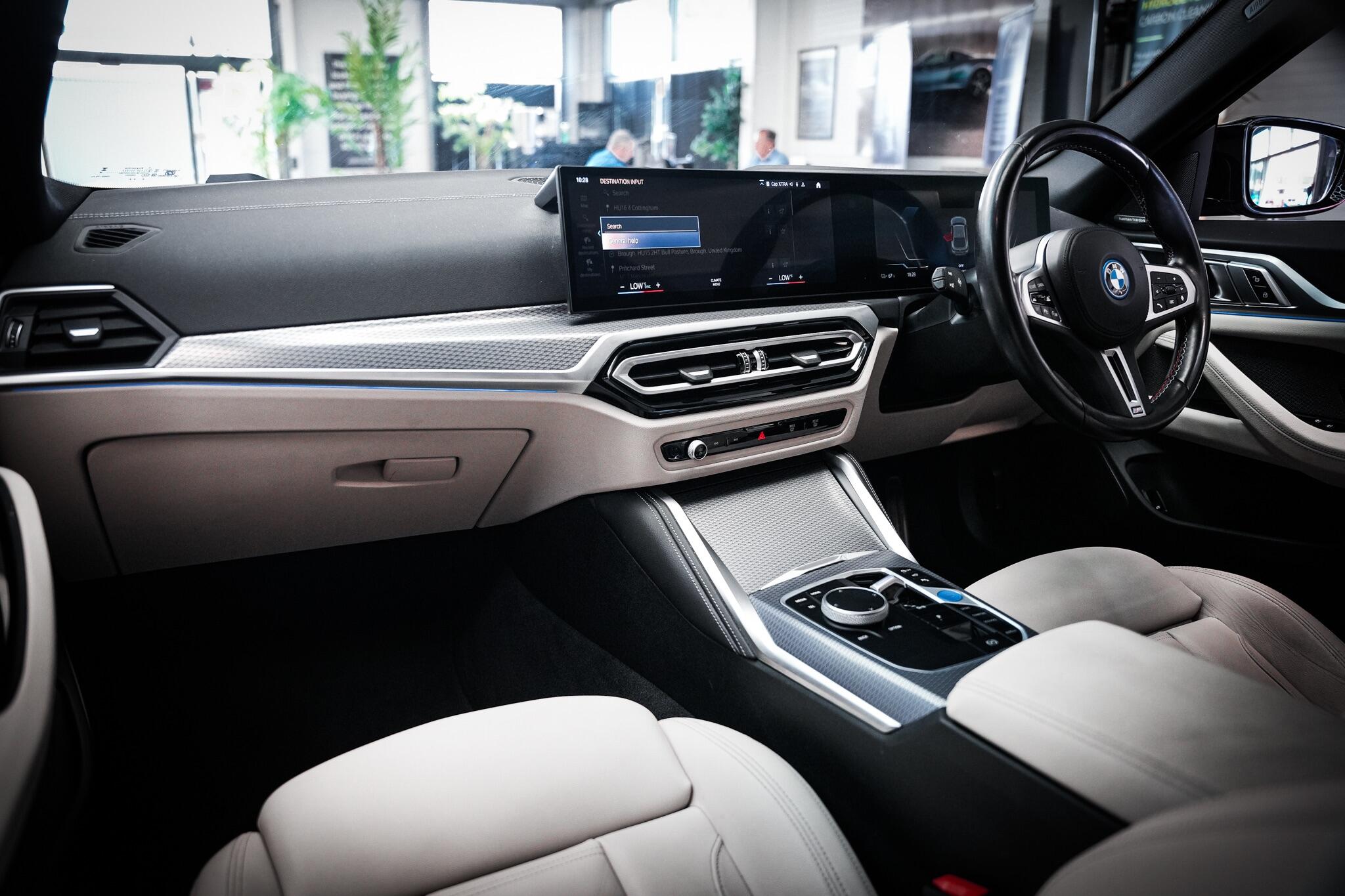 BMW I4 view 23