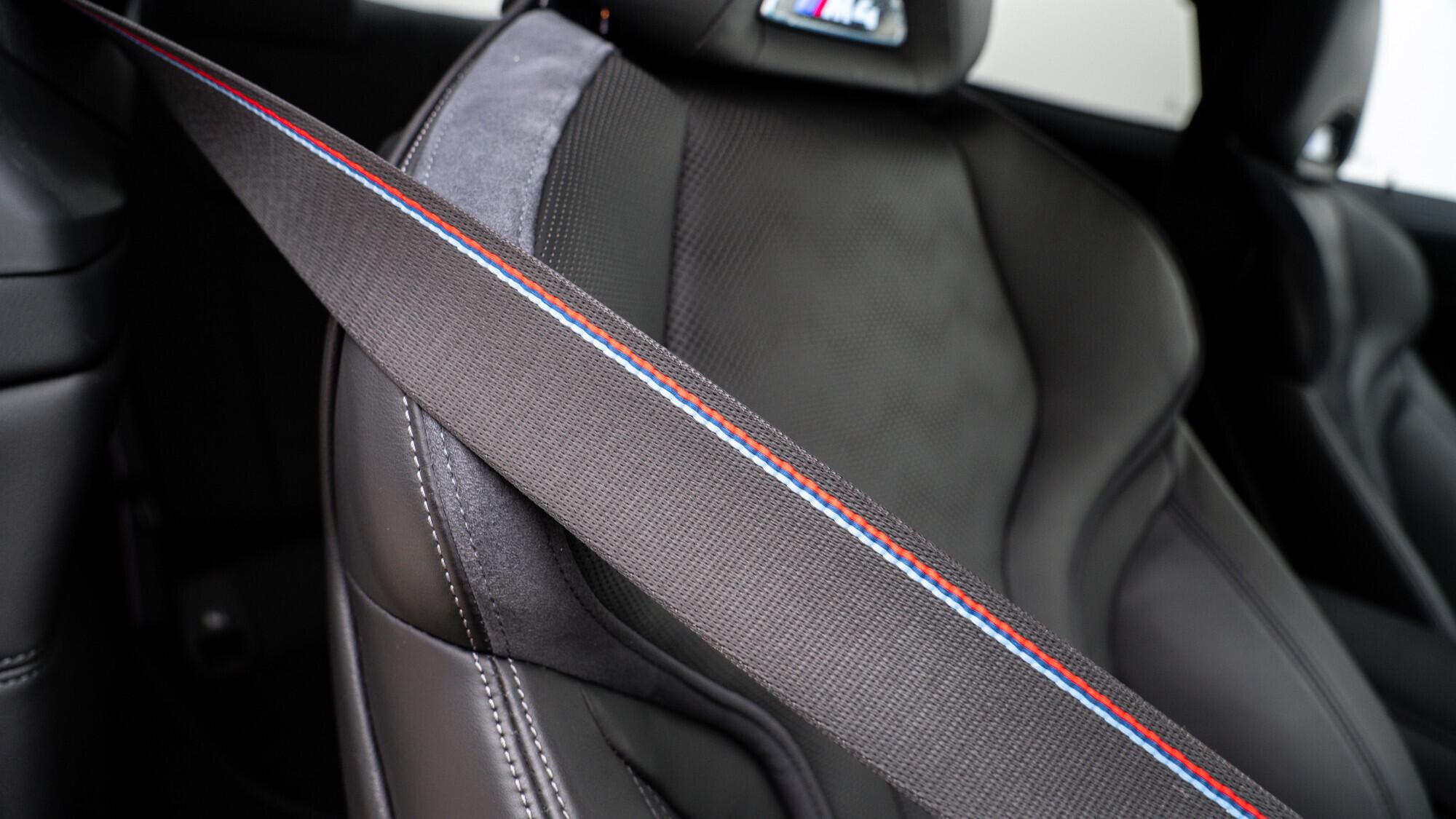 BMW M4 view 25