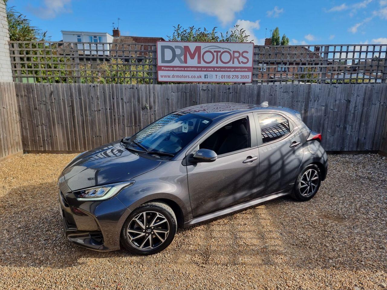 Toyota Yaris view 13