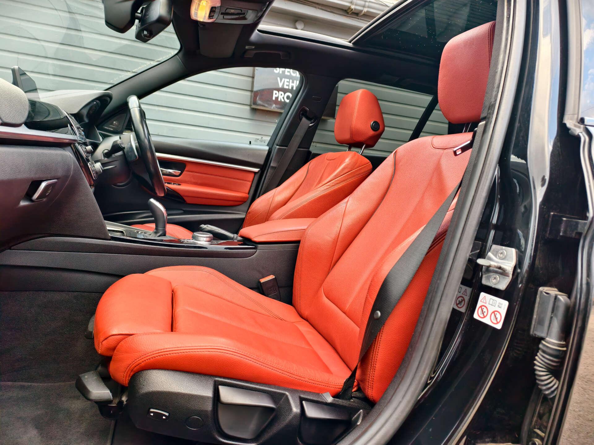 BMW 3 Series view 26