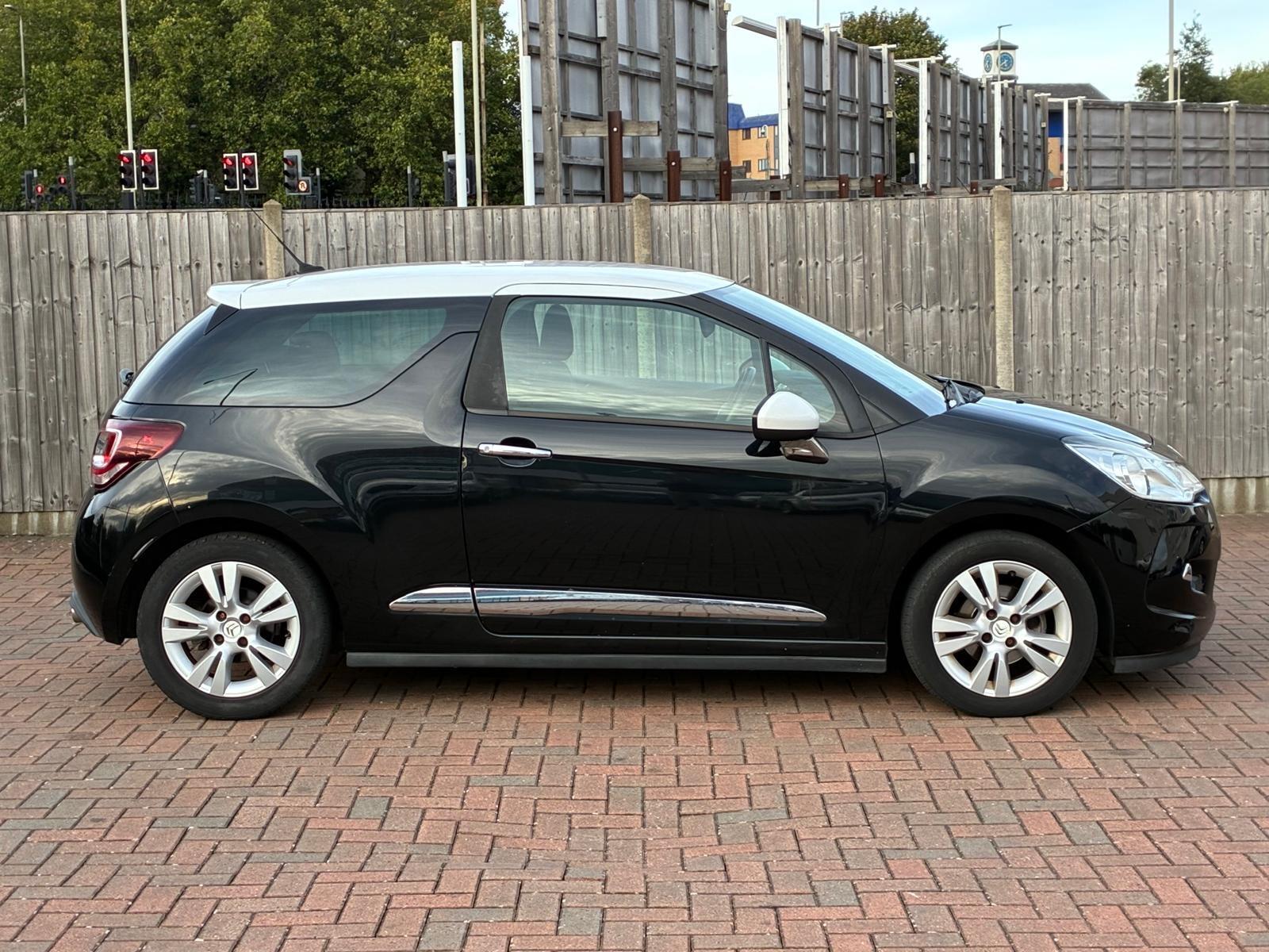 Citroen DS3 view 4