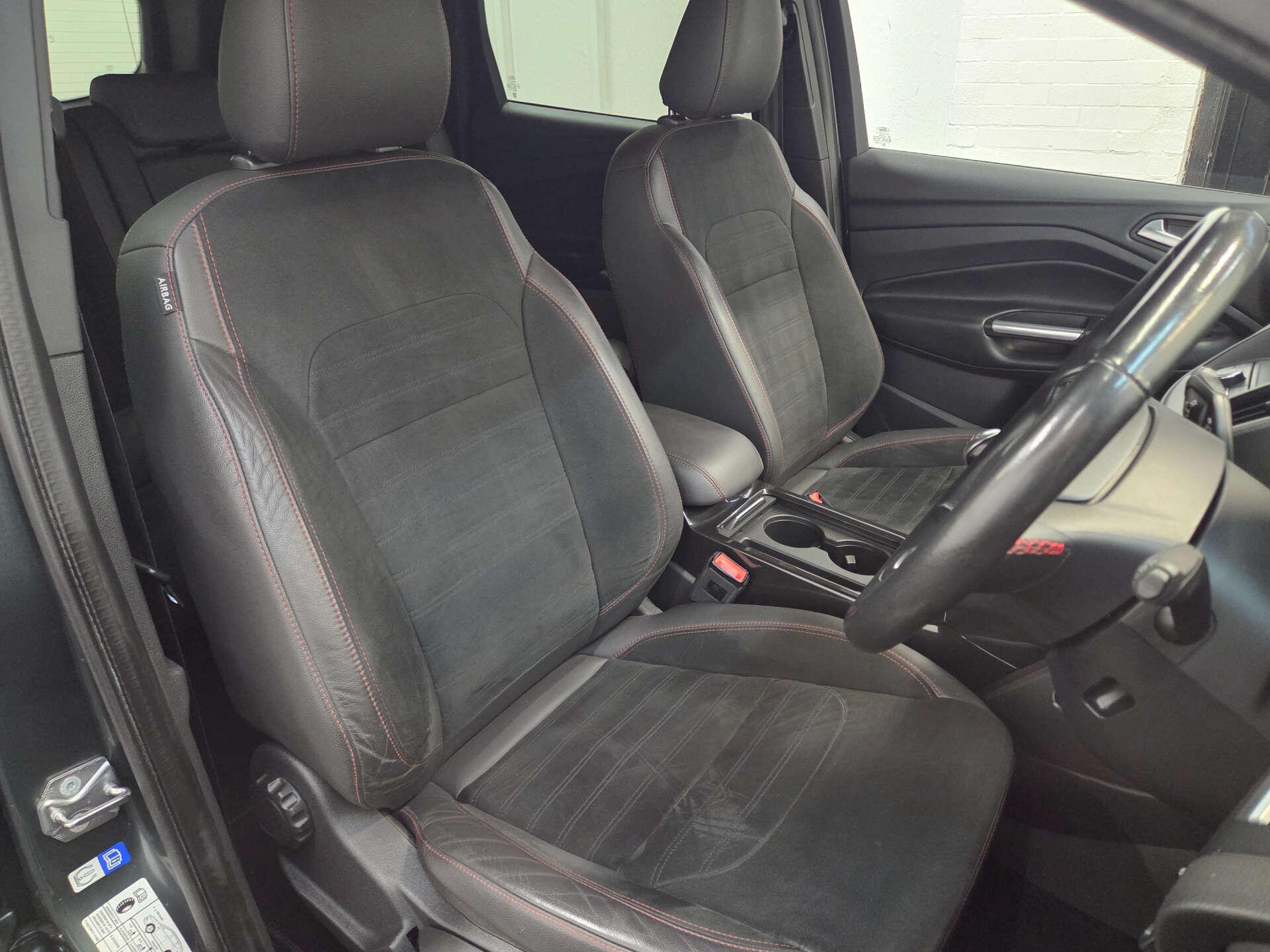 Ford Kuga view 9