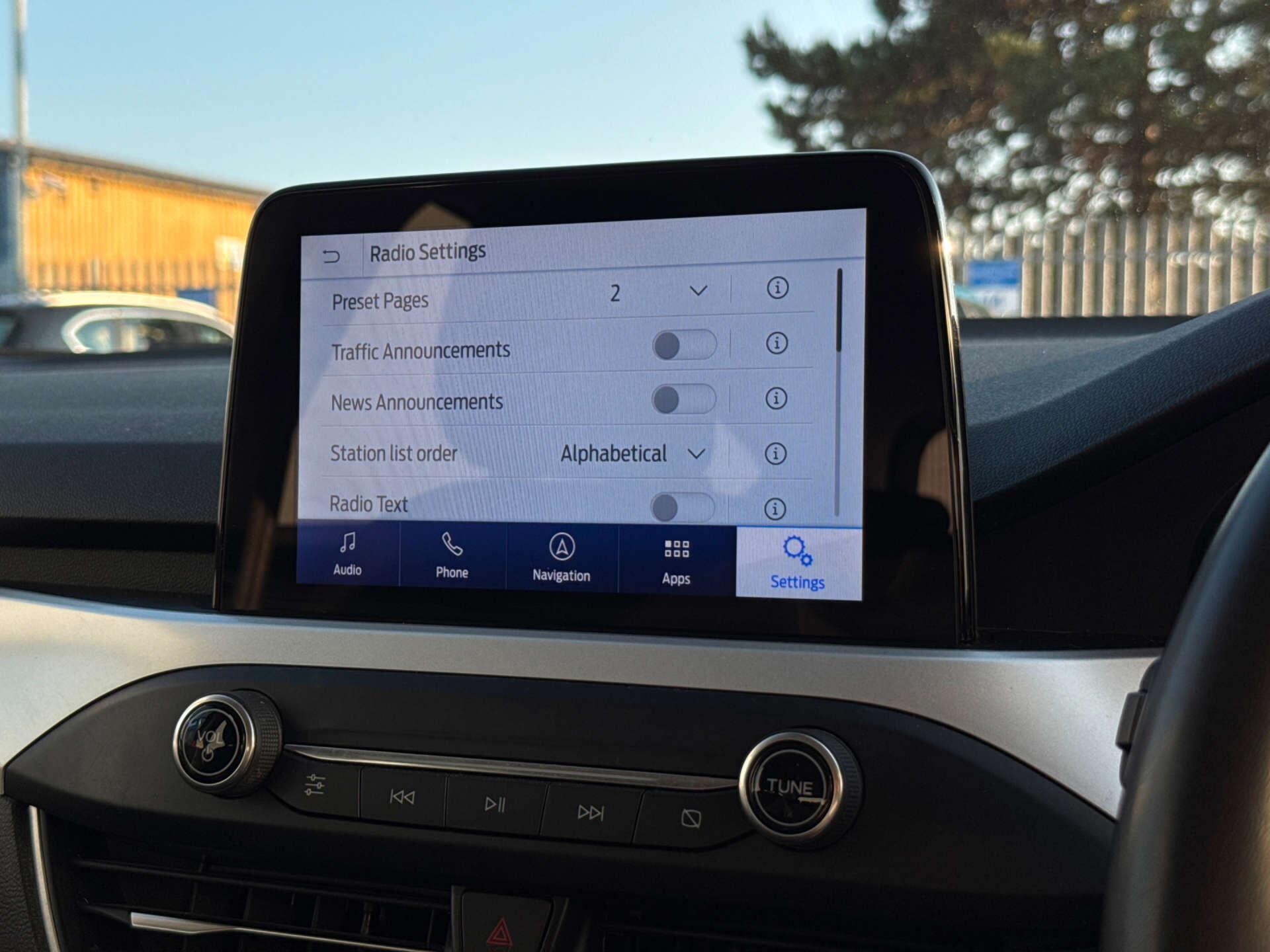 Ford Focus view 77