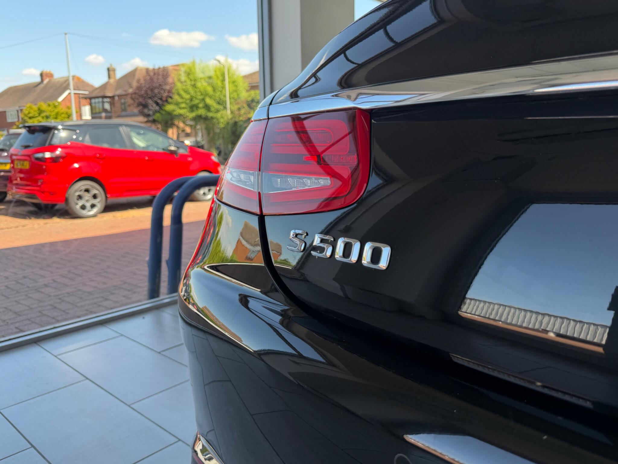 Mercedes-Benz S-Class view 58