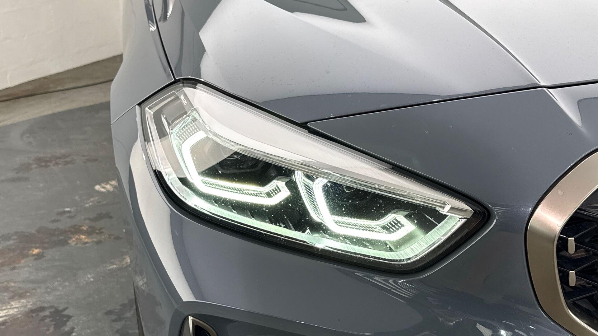 BMW 1 Series view 23