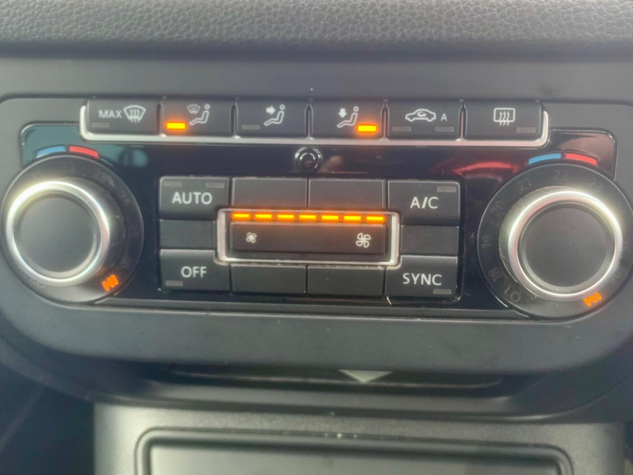 Volkswagen Tiguan view 34