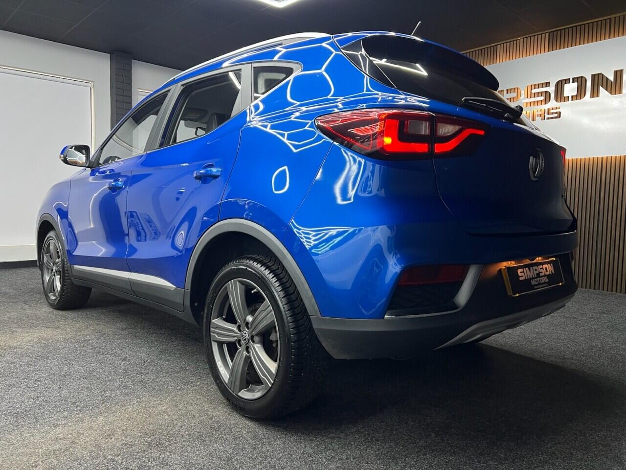 MG ZS view 5
