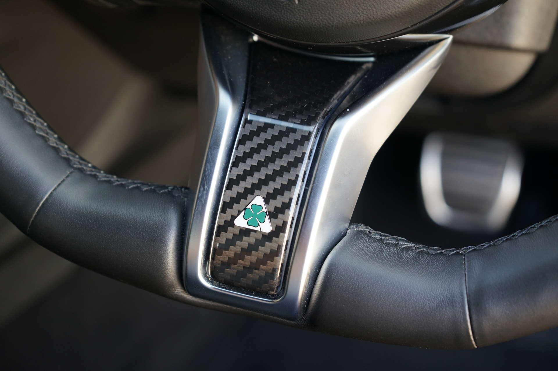 Alfa Romeo Giulia view 25