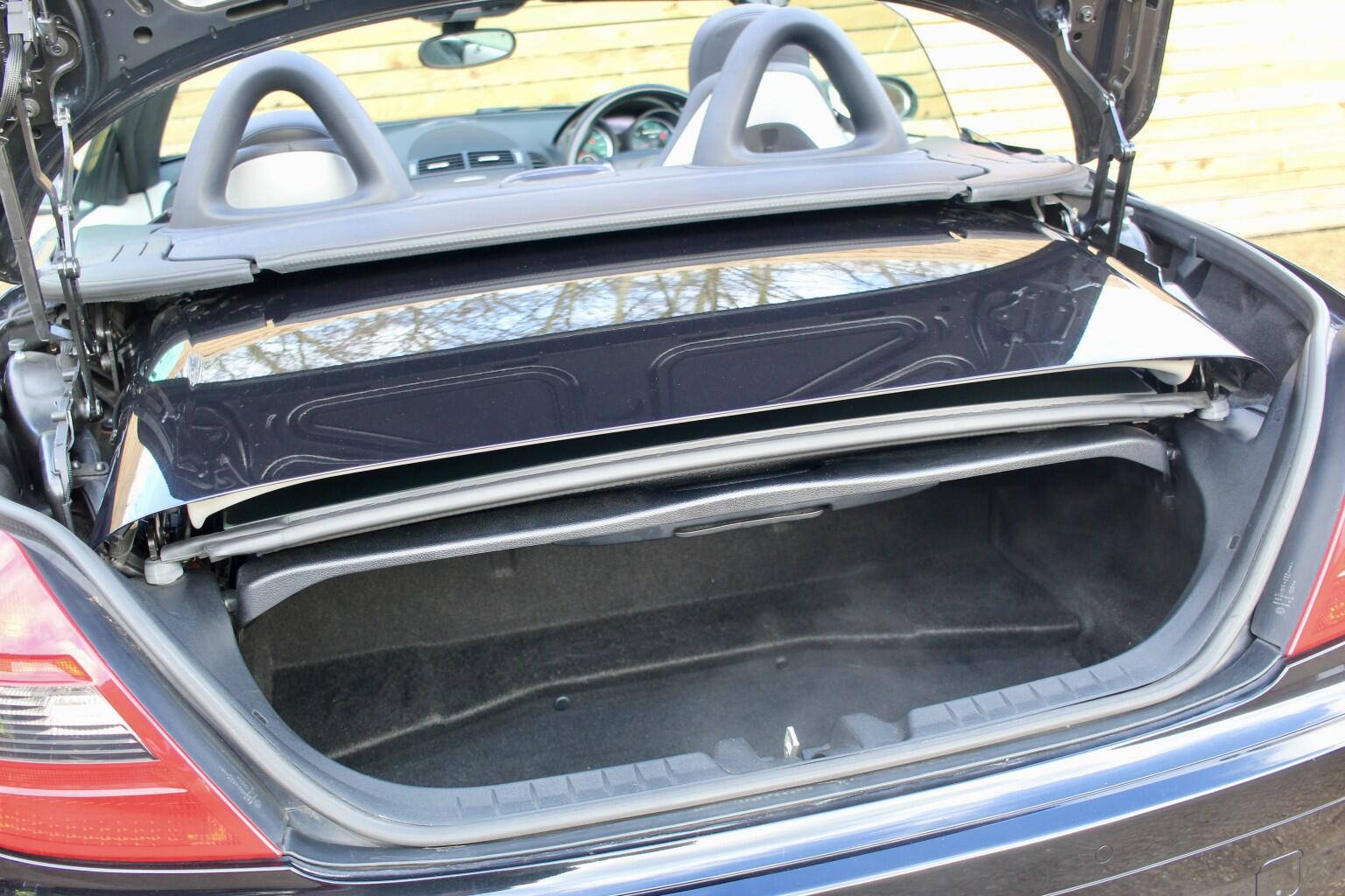 Mercedes-Benz SLK view 26
