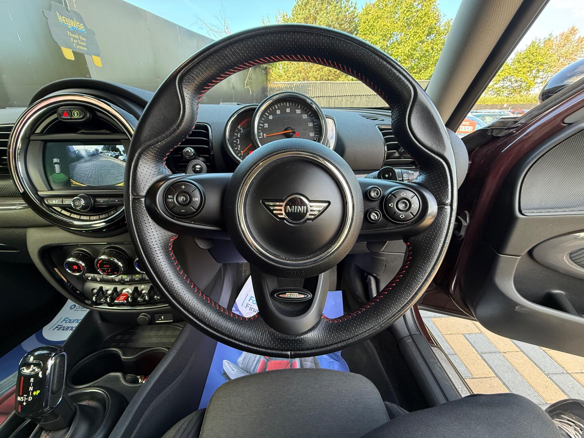 Mini Clubman view 28
