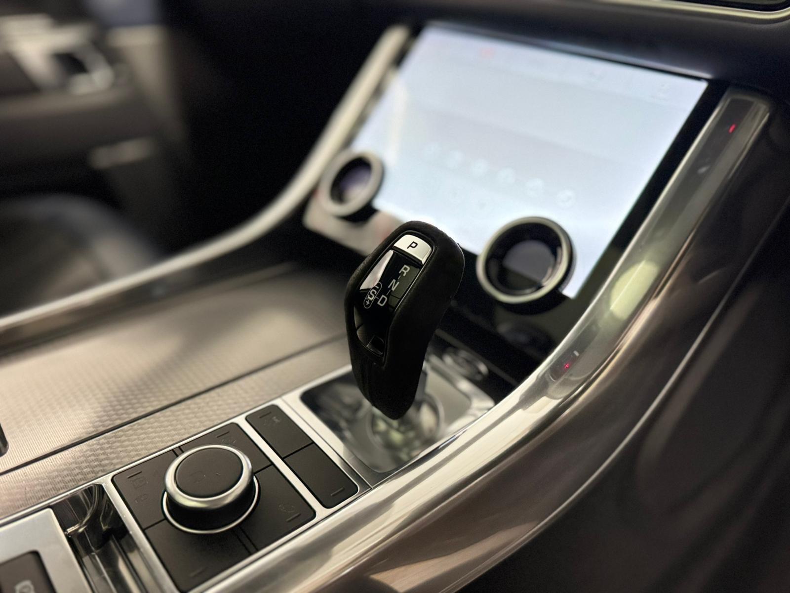 Land Rover Range Rover Sport view 10