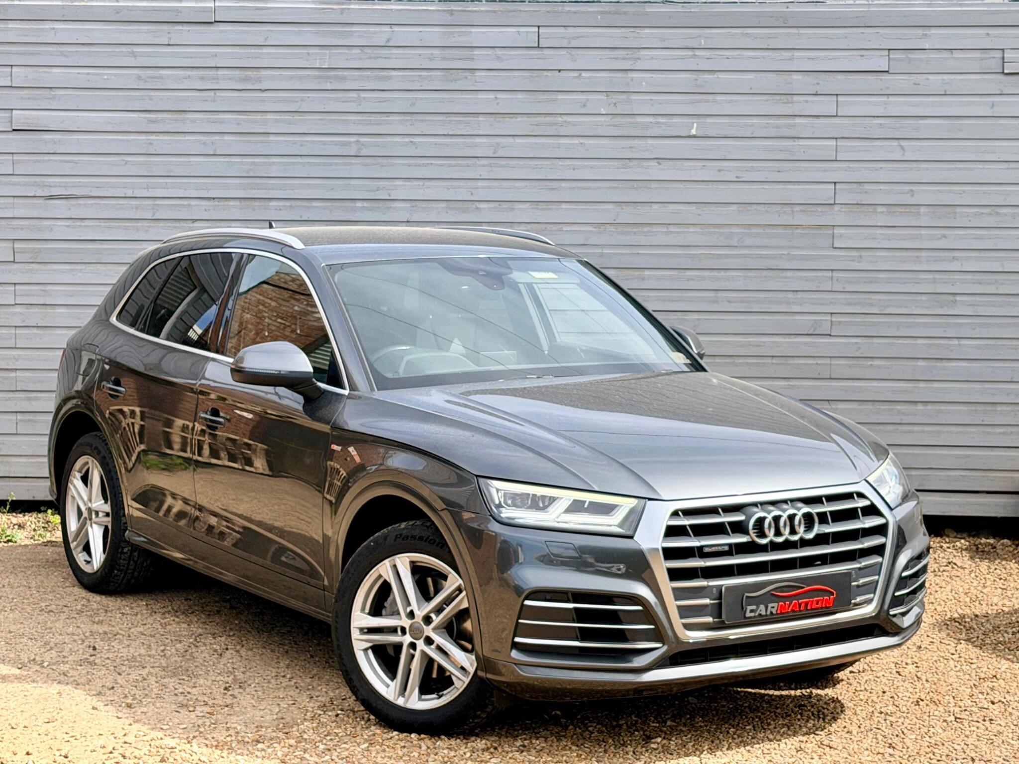 Audi Q5 view 2
