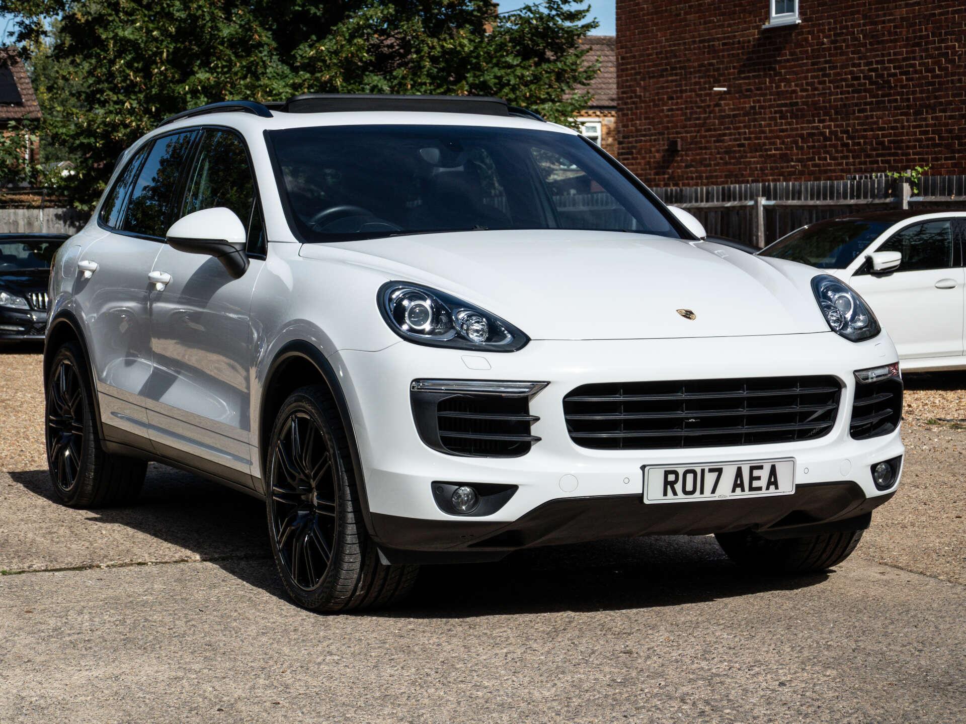 Porsche Cayenne view 5