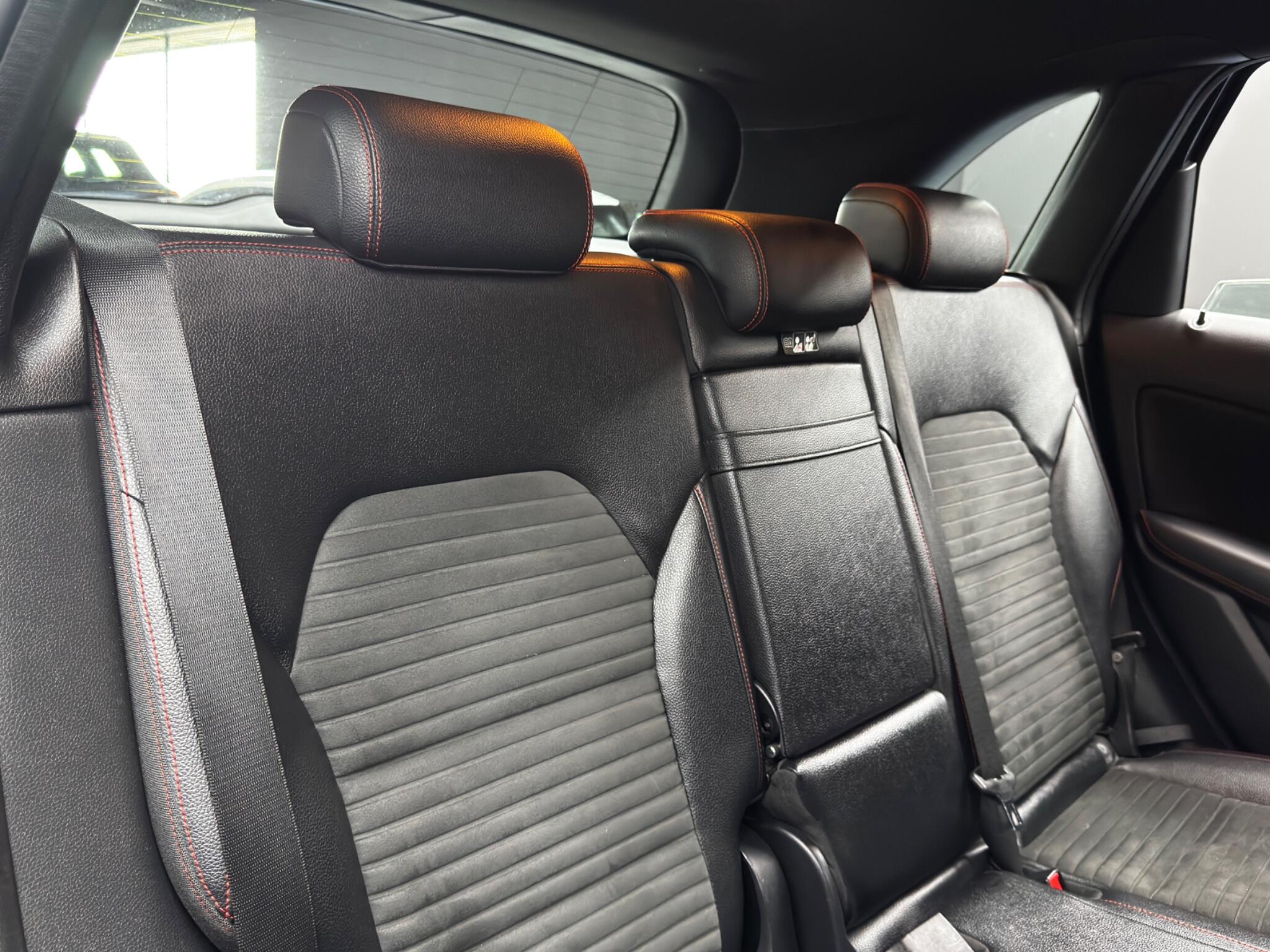 Mercedes-Benz B-Class view 15