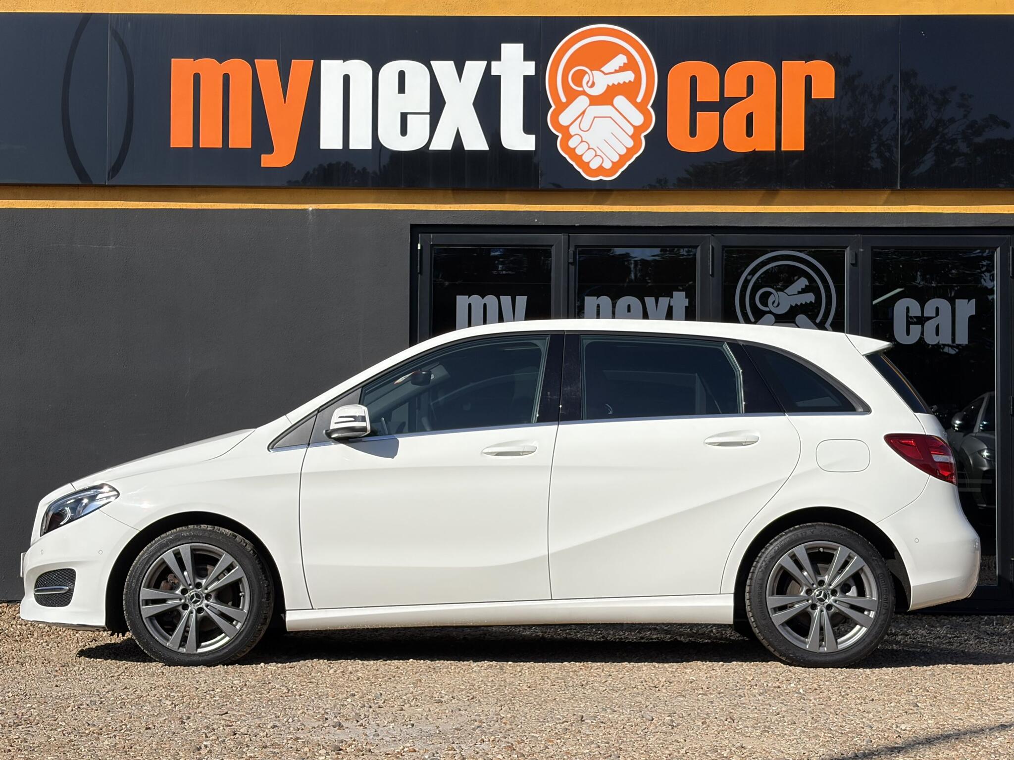Mercedes-Benz B-Class view 6